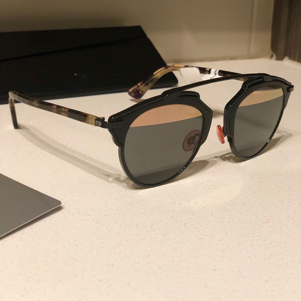 Christian Dior So Real Sunglasses - Picture 7 of 8